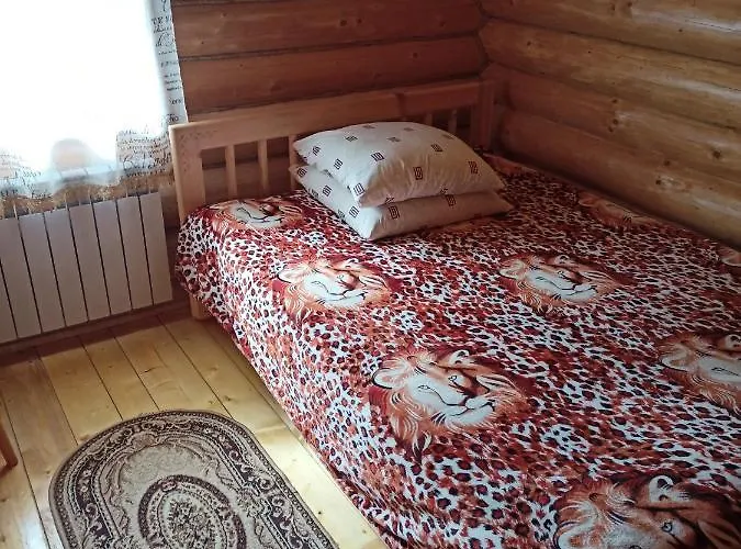 біля річки 别墅